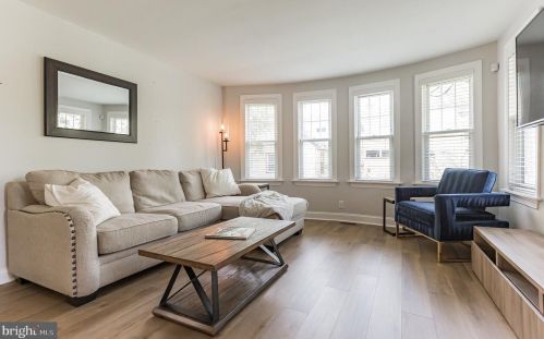 300 Collings Ave, Camden NJ 08107-1738 exterior