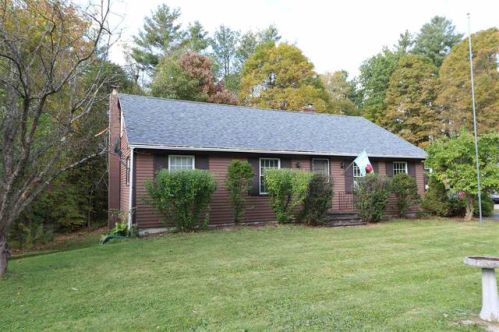 56 Chatterton Park, Proctor VT  05765-1330 exterior