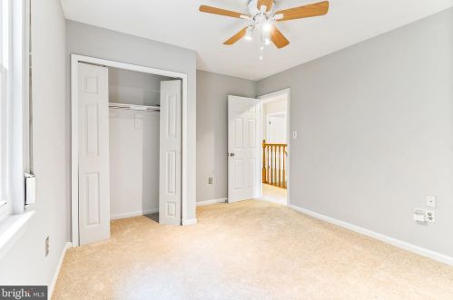 10014 Downeys Wood Ct, Springfield VA  22015-2730 exterior