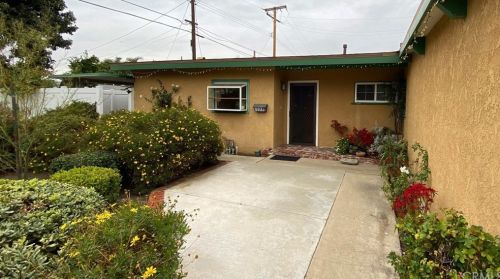 9921 Bienville Ave, Anaheim, CA 92804-5319