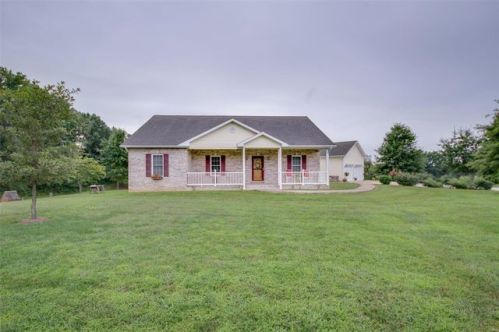 8411 Beane Ln, Alton, IL 62002-7954