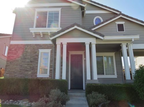 582 Stetson Dr, Valley Home, CA 95361-8689