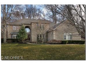 29979 Persimmon Dr, Cleveland OH  44145-5151 exterior