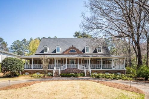 4008 Sweet Bottom Dr, Duluth, GA 30096-3158