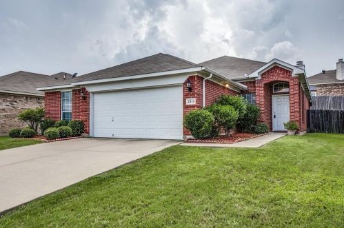2513 Big Spring Dr, Fort Worth, TX 76120-5621