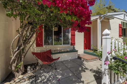 915 Concha St, Altadena, CA 91001-1417