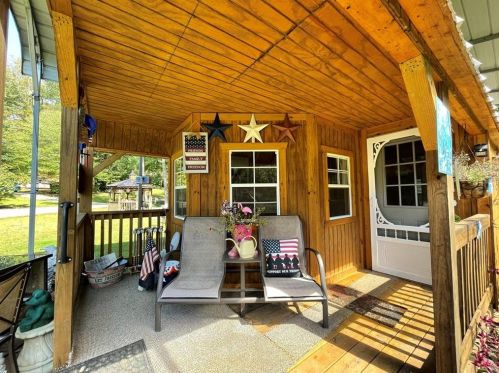 407 Griffith Ave, Big Canoe GA  30143-2004 exterior