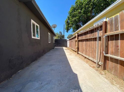 1431 Villa St, Riverside CA  92507-1301 exterior