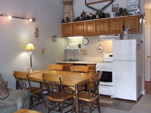 36 Lodge Rd, Lincoln, NH 03251-4503