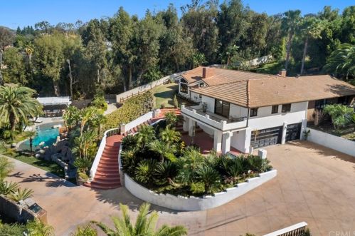 230 Country Hill Rd, Anaheim CA  92808-1352 exterior