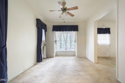 3213 Park Vis Dr, Glendale CA 91214-3355 exterior