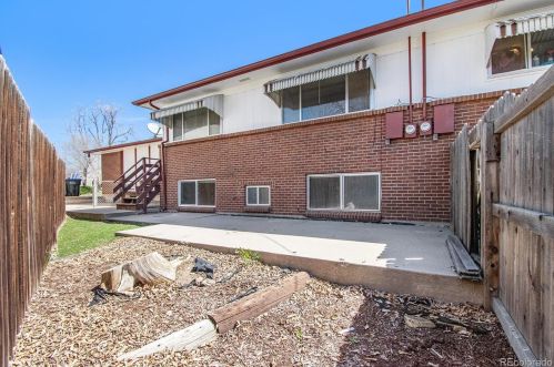 9402 65th Ave, Arvada CO  80004-5255 exterior