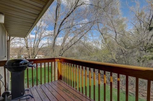 1681 Hickory Hill Dr, Saint Paul MN  55122-2527 exterior