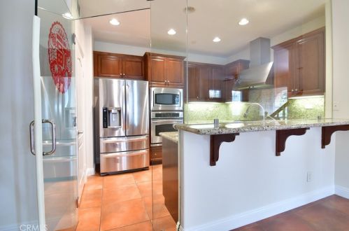 35 Bamboo, Irvine CA  92620-3336 exterior
