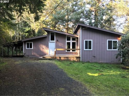 83362 Parkway Dr, Florence OR  97439-8319 exterior