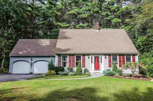 4 Millbrook Rd, Brookline, NH 03033-2465