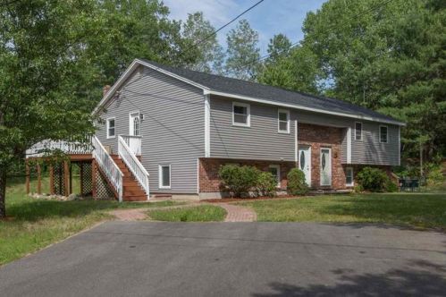 34 Tallant Rd, Pelham, NH 03076-2233