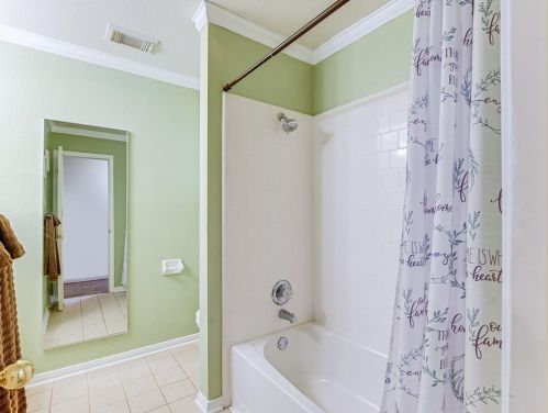 10000 Gainsborough Dr, Spring Branch TX 78070-6408 exterior