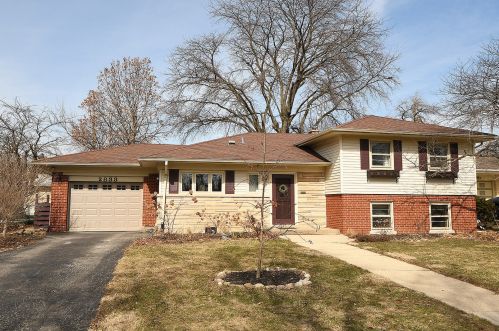 2833 Sunset Ave, Homewood, IL 60422-1436