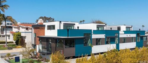 1847 11th St, Manhattan Beach, CA 90266-6211