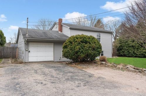 15 Canob Ln, Richmond, RI 02898-1030