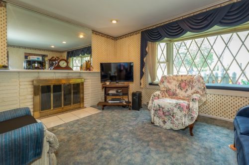 429 Miner St, Bensenville, IL 60106-2656