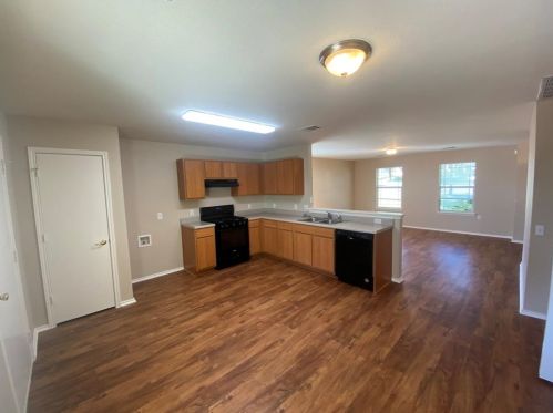 11901 Briarcreek Loop, Webberville TX  78653-4607 exterior
