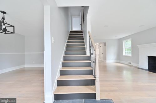 255 Hopkins Rd, Haddonfield NJ 08033-3062 exterior