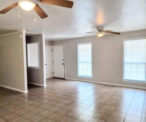 306 David Ct, Ladson SC  29456-4801 exterior