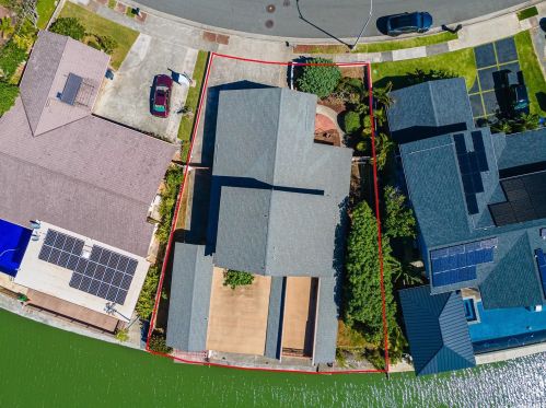 6897 Niumalu Loop, Honolulu HI  96825-1646 exterior
