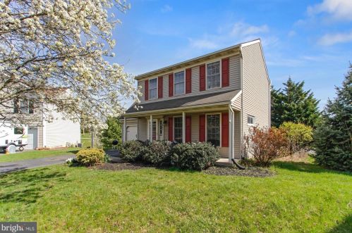 460 Roman Ct, York, PA 17404-6421