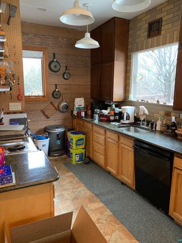 4002 Allendale Ave, Duluth, MN 55803-1801