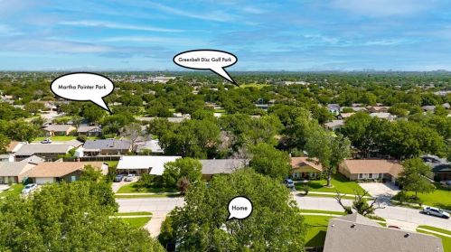 2110 Bordeaux Dr, Carrollton TX 75007-5501 exterior