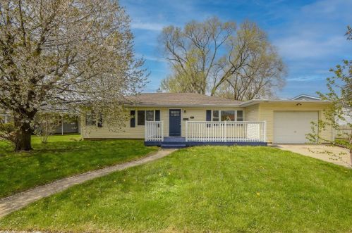 1601 180th Pl, Hammond, IN 46324-3308