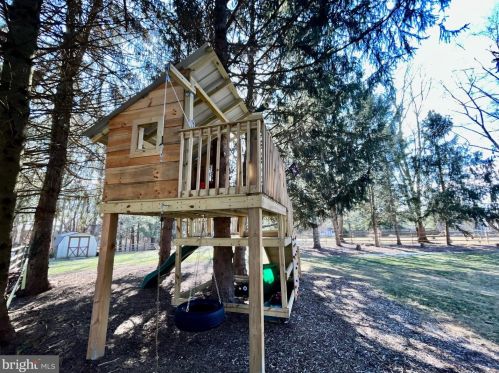 2047 Durham Rd, Fallston MD  21047-1012 exterior