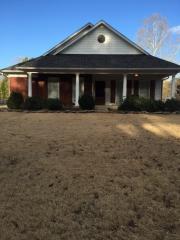 525 Lakeview Dr, Piperton, TN 38017-4213