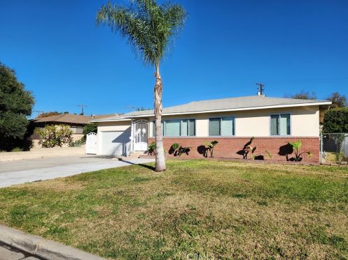 1776 Carnelian St, Anaheim CA  92802-2427 exterior