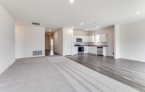 8417 Hawkview Dr, Fort Worth TX  76179-4363 exterior