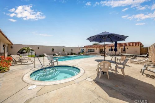 16222 Monterey Ln, Huntington Beach CA  92649-2276 exterior