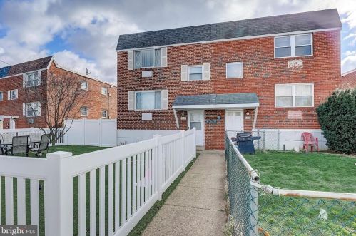 9451 Lansford St, Philadelphia, PA 19114-2625