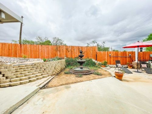 17921 Cole Ave, Riverside CA  92508-9728 exterior