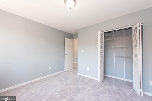 5612 Thicket Ln, Columbia MD  21044-2527 exterior