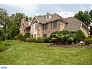 1809 Woods Hollow Ln, Allentown, PA 18103-9273