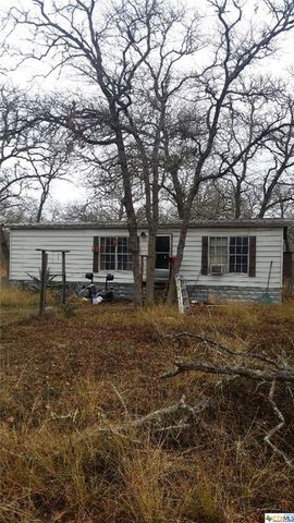 111 Dinks Ln, Seguin TX  78155-0553 exterior