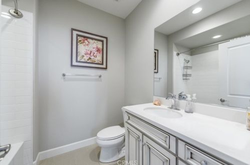 126 Long Fence, Irvine CA  92602-1807 exterior