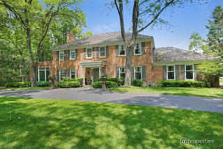 1450 North Ave, Bannockburn, IL 60015-2075