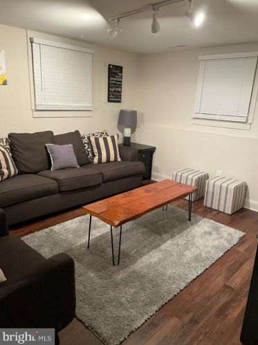 583 Jumpers Hole Rd, Severna Park MD  21146-2637 exterior