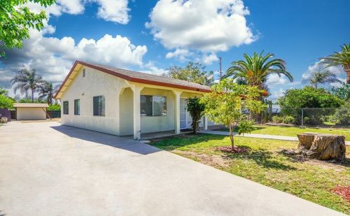 3168 Juanita St, Riverside, CA 92504-4514