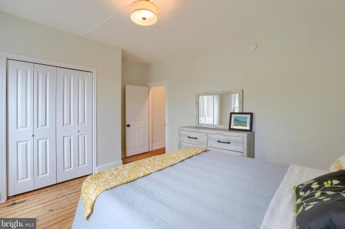 513 Laurel St, Lancaster PA  17603-5638 exterior