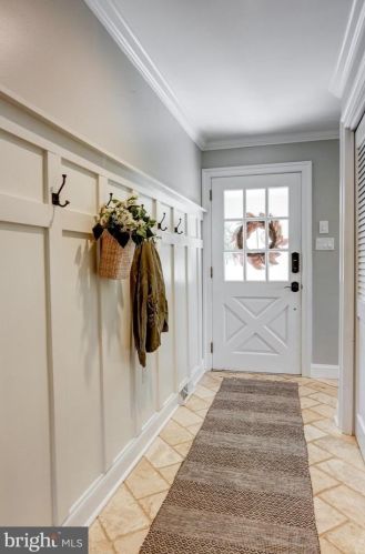 1220 Country Club Dr, Lancaster PA  17601-5208 exterior